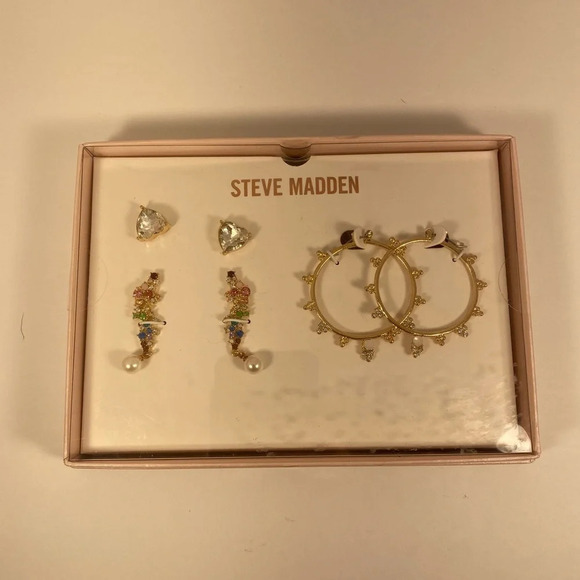 🆕 Steve Madden Earring Set - Picture 3 of 5